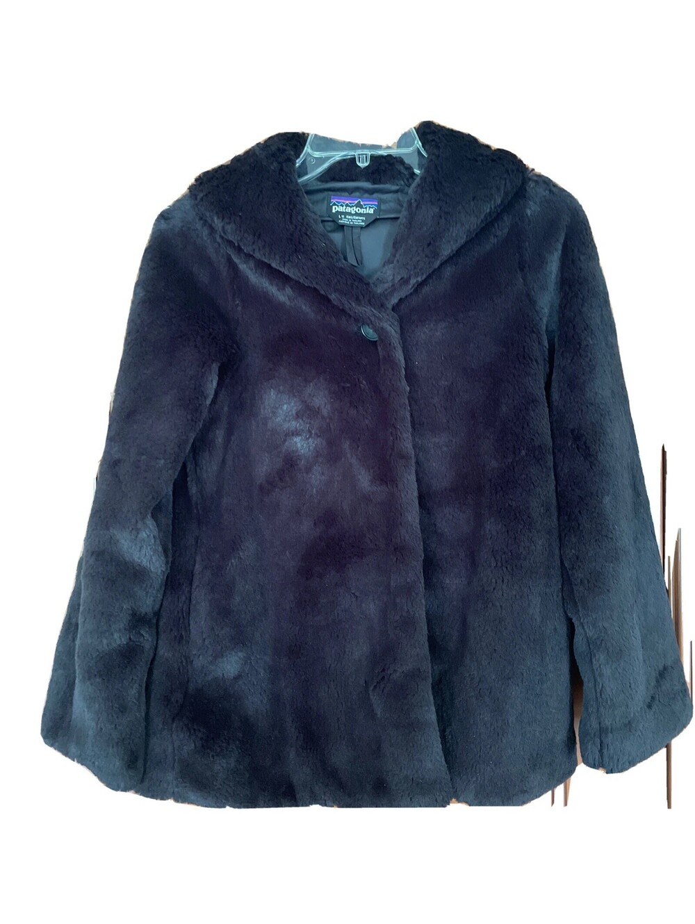 Patagonia Girl's Faux Fur Coat Jacket Black Size L (12). EUC. Very Cute!